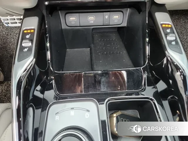 Kia Sorento 4th Generation 2023 Белый из Кореи, фото 2