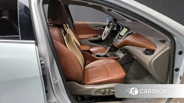 Chevrolet (GM Daewoo) All New Malibu 2018 Серебристо-серый из Кореи, фото 2