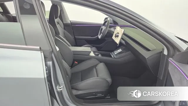 Tesla Model 3 2025 Серый из Кореи, фото 2