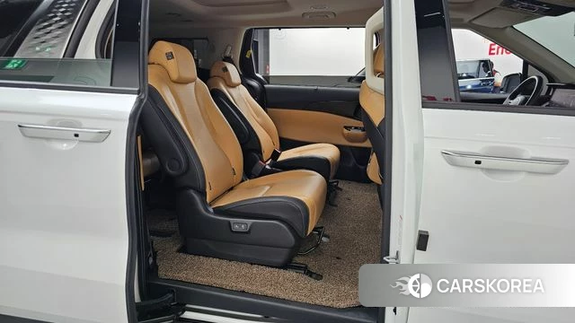 Kia Carnival 4th generation 2022 Белый из Кореи, фото 2