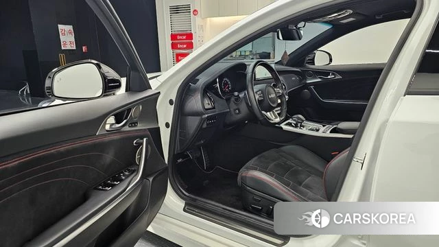 Kia Stinger Meister 2022 Белый из Кореи, фото 2