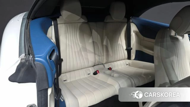 Mercedes-Benz E-Class W213 2018 Белый из Кореи, фото 2