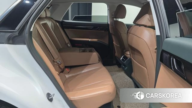 Hyundai Grandeur Hybrid (GN7) 2025 Белый из Кореи, фото 2
