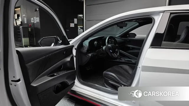 Hyundai The New Avante (CN7) 2024 Белый из Кореи, фото 2