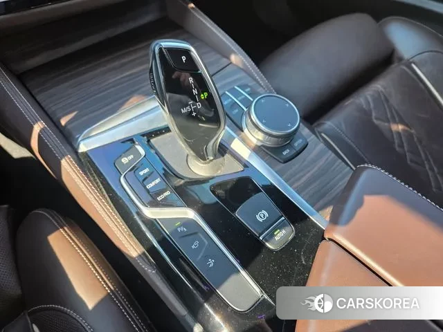 BMW 6 Series GT (G32) 2020 Черный из Кореи, фото 2