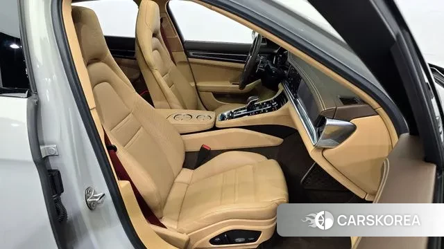 Porsche Panamera (971) 2022 Жемчужный цвет из Кореи, фото 2