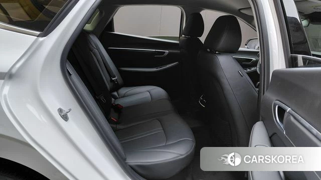 Hyundai Sonata D Edge Hybrid (DN8) 2024 Белый из Кореи, фото 2