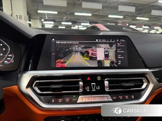 BMW M4 (G82) 2023 Светло-серебряный цвет из Кореи, фото 2