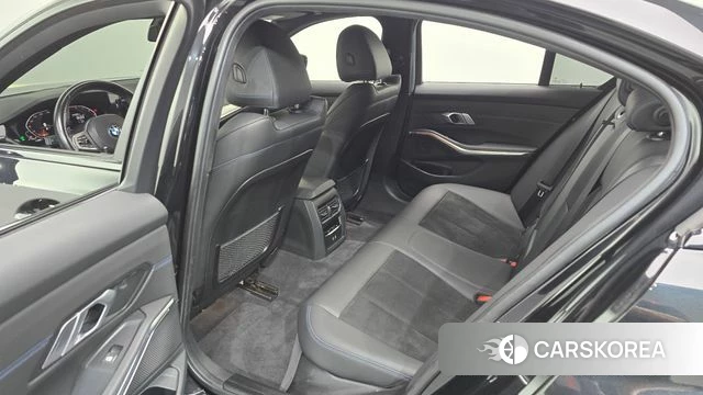 BMW 3 Series (G20) 2021 Черный из Кореи, фото 2