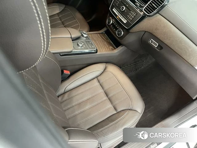 Mercedes-Benz GLE (import) 2018 Белый из Китая, фото 2