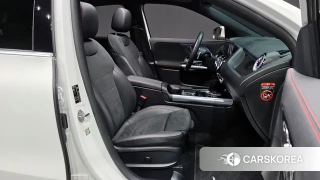 Mercedes-Benz GLA - Class H247 2022 Белый из Кореи, фото 2