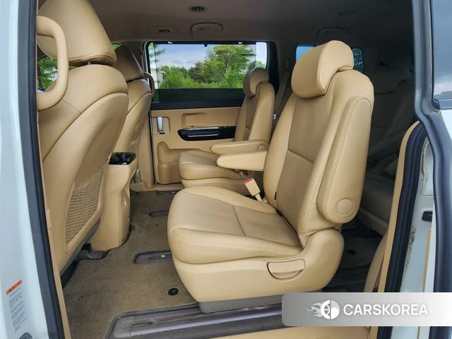 Kia The New Carnival 2018 Белый из Кореи, фото 2
