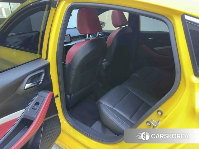 MG MG5 2023 Желтый из Китая, фото 2
