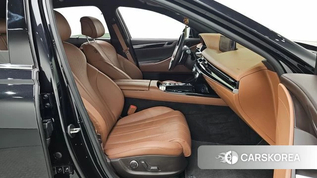 Genesis G80 (RG3) 2022 Черный из Кореи, фото 2