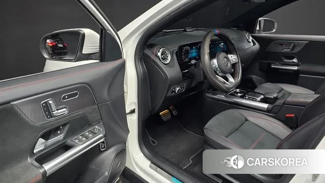 Mercedes-Benz EQA H243 2023 Белый из Кореи, фото 2