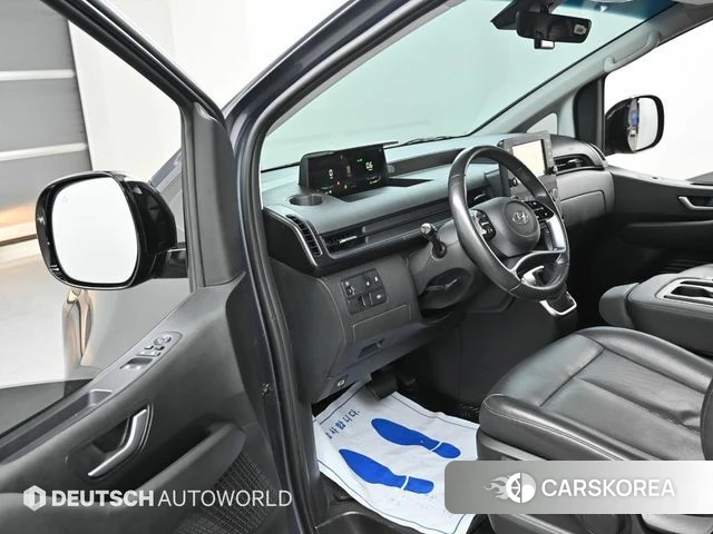 Hyundai Staria 2023 Серый из Кореи, фото 2