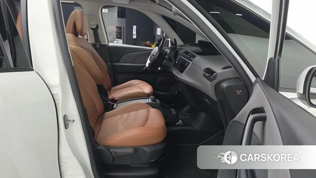 Citroen / DS Grand C4 Spacetourer 2019 Белый из Кореи, фото 2
