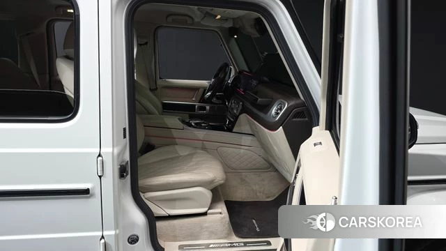 Mercedes-Benz G-Class W463b 2021 Белый из Кореи, фото 2