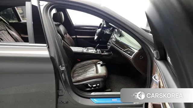 BMW 7 Series (G11) 2021 Серый из Кореи, фото 2