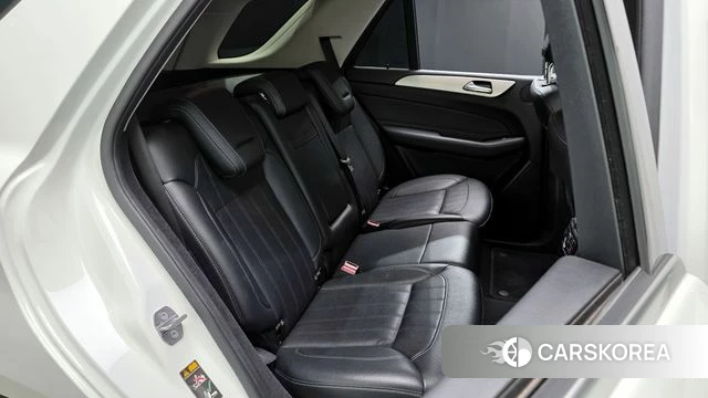 Mercedes-Benz GLE - Class W166 2018 Белый из Кореи, фото 2