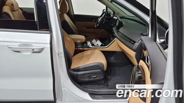 Kia Carnival 4th generation 2023 Белый из Кореи, фото 2