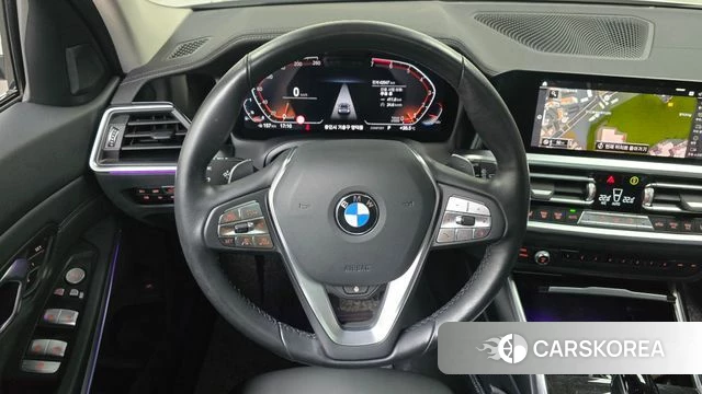 BMW 3 Series (G20) 2022 Белый из Кореи, фото 2