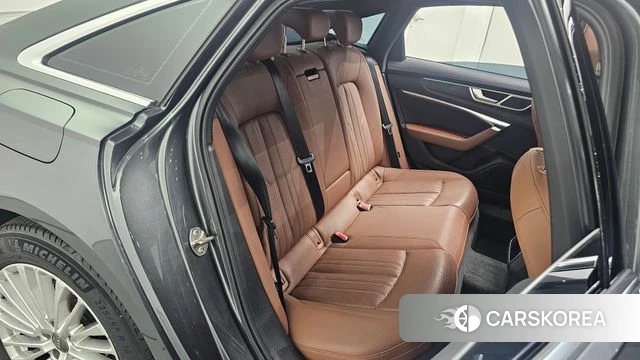 Audi A6 (C8) 2020 Серый из Кореи, фото 2