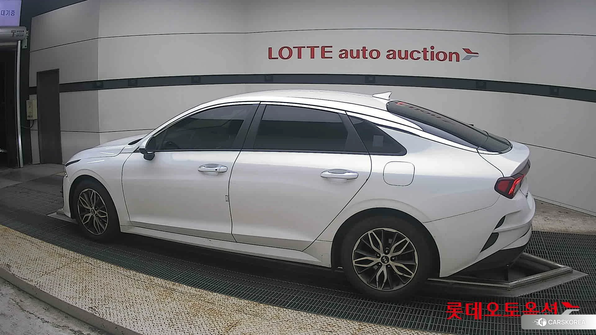 Kia K5 2021 Snow White Pearl (optional) из Кореи, фото 2