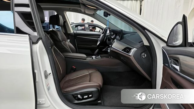 BMW 6 Series GT (G32) 2022 Белый из Кореи, фото 2