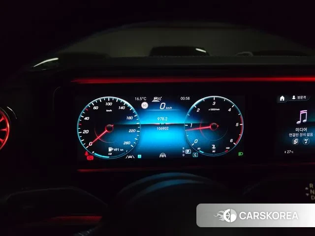 Mercedes-Benz E-Class W213 2021 Белый из Кореи, фото 2