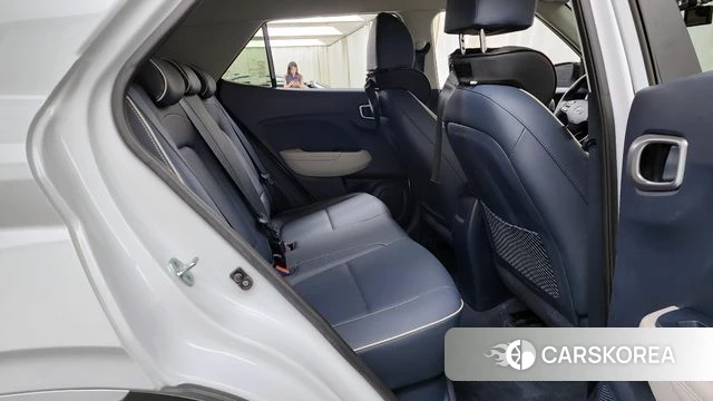 Hyundai Venue 2022 Белый из Кореи, фото 2