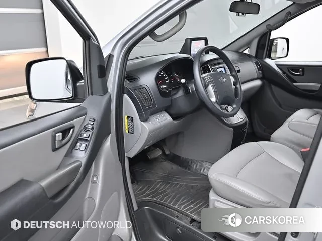 Hyundai The New Grand Starex 2020 Серебристо-серый из Кореи, фото 2