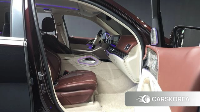 Mercedes-Benz GLS - Class X167 2023 Черный двухцветный из Кореи, фото 2