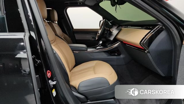 Land Rover Range Rover Sport 3rd Generation 2024 Черный из Кореи, фото 2
