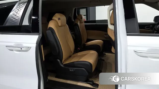 Kia Carnival 4th generation 2023 Белый из Кореи, фото 2