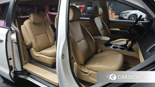 Kia The New Carnival 2019 Белый из Кореи, фото 2