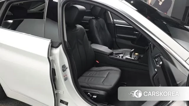 BMW 4 Series (F32) 2018 Белый из Кореи, фото 2