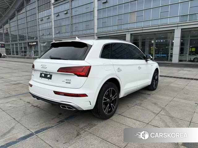Audi Q5L 2023 Белый из Китая, фото 2