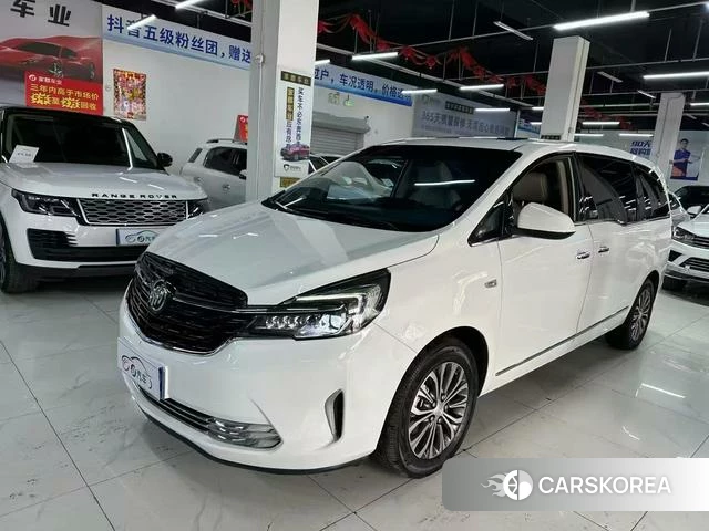 Buick GL8 2020 Белый из Китая, фото 2