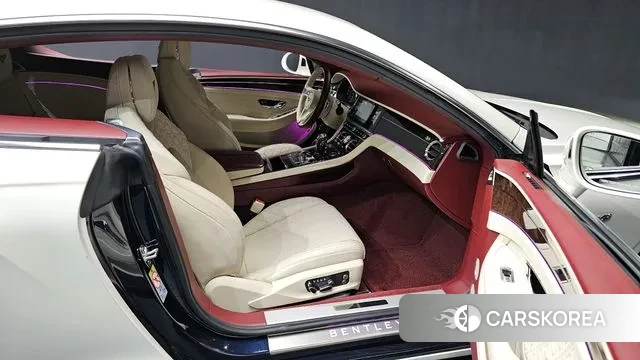 Bentley Continental GT 3rd Generation 2020 Белый из Кореи, фото 2