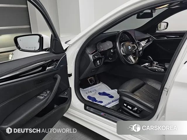 BMW 5 Series (G30) 2020 Белый из Кореи, фото 2