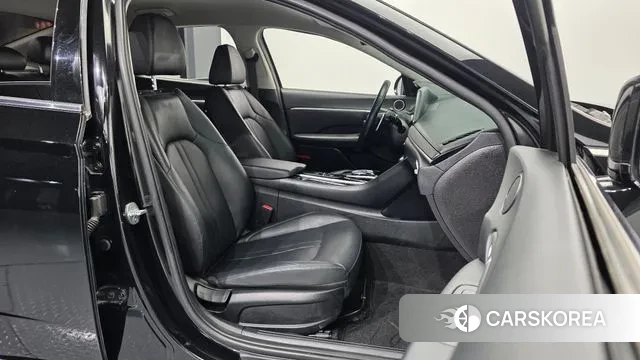 Hyundai Sonata (DN8) 2021 Черный из Кореи, фото 2