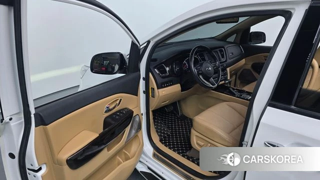 Kia The New Carnival 2019 Белый из Кореи, фото 2
