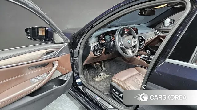 BMW 5 Series (G30) 2020 Синий из Кореи, фото 2