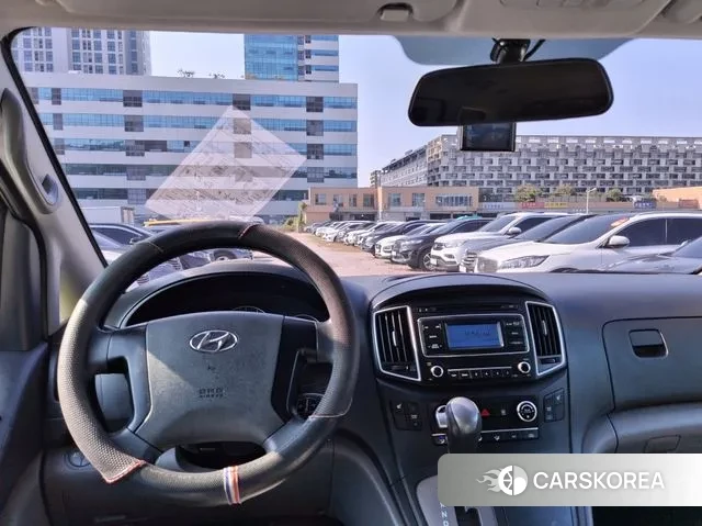 Hyundai The New Grand Starex 2018 Серебряный из Кореи, фото 2