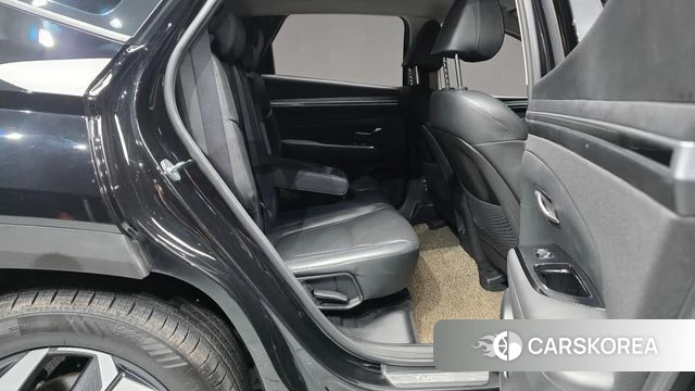Hyundai Tucson (NX4) 2021 Черный из Кореи, фото 2