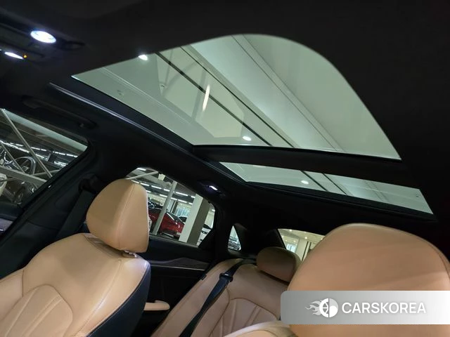 Kia K5 3rd generation 2022 Черный из Кореи, фото 2