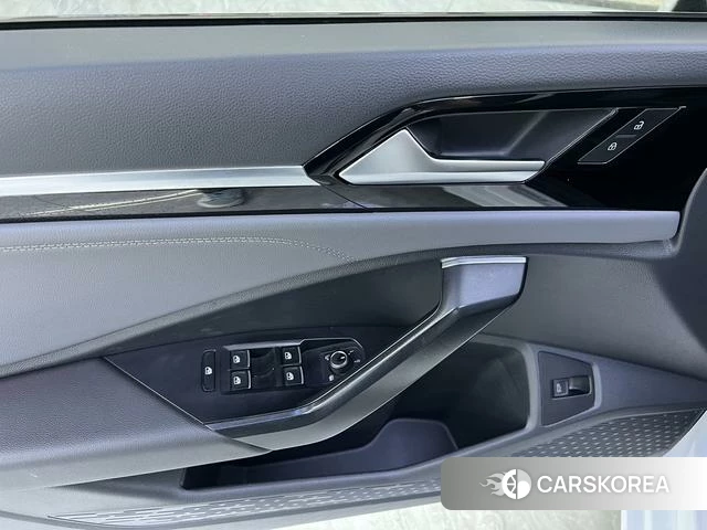 Volkswagen Sagitar 2022 Белый из Китая, фото 2