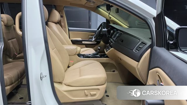 Kia The New Carnival 2019 Белый из Кореи, фото 2