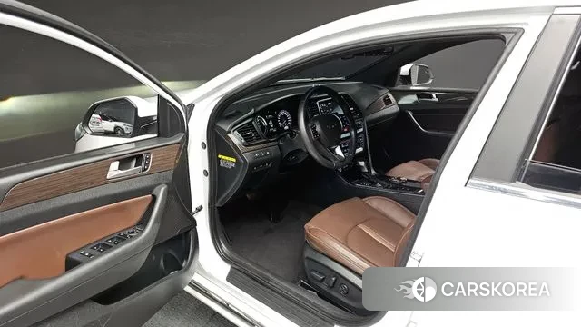 Hyundai Sonata New Rise Hybrid 2018 Белый из Кореи, фото 2